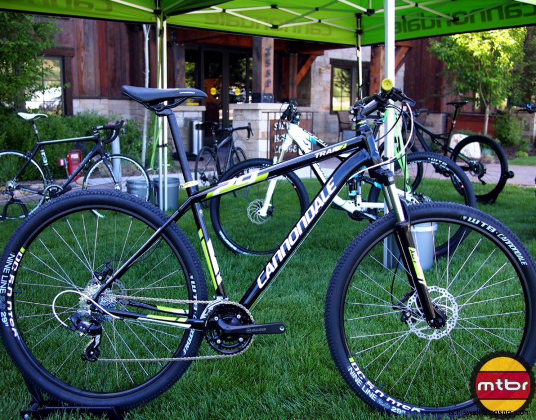 Cannondale Trail 7 29Er Mountain Bike Cannondale Trail 7 29Er Mountain Bike