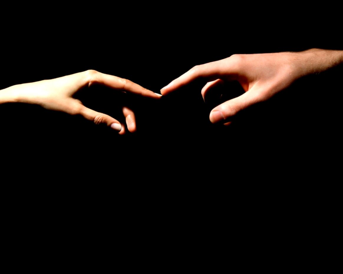 Download Wallpaper 1280x1024 Hands Fingers Love Touch Black Download Wallpaper 1280x1024 Hands Fingers Love Touch Black