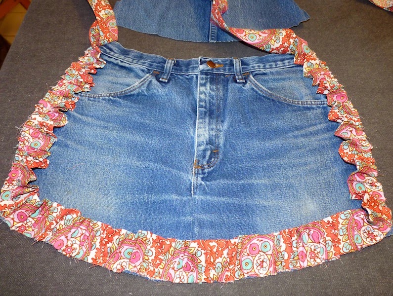 Mary Jo's Cloth Design Blog Recycle Old Blue Jeans into a Fun Apron