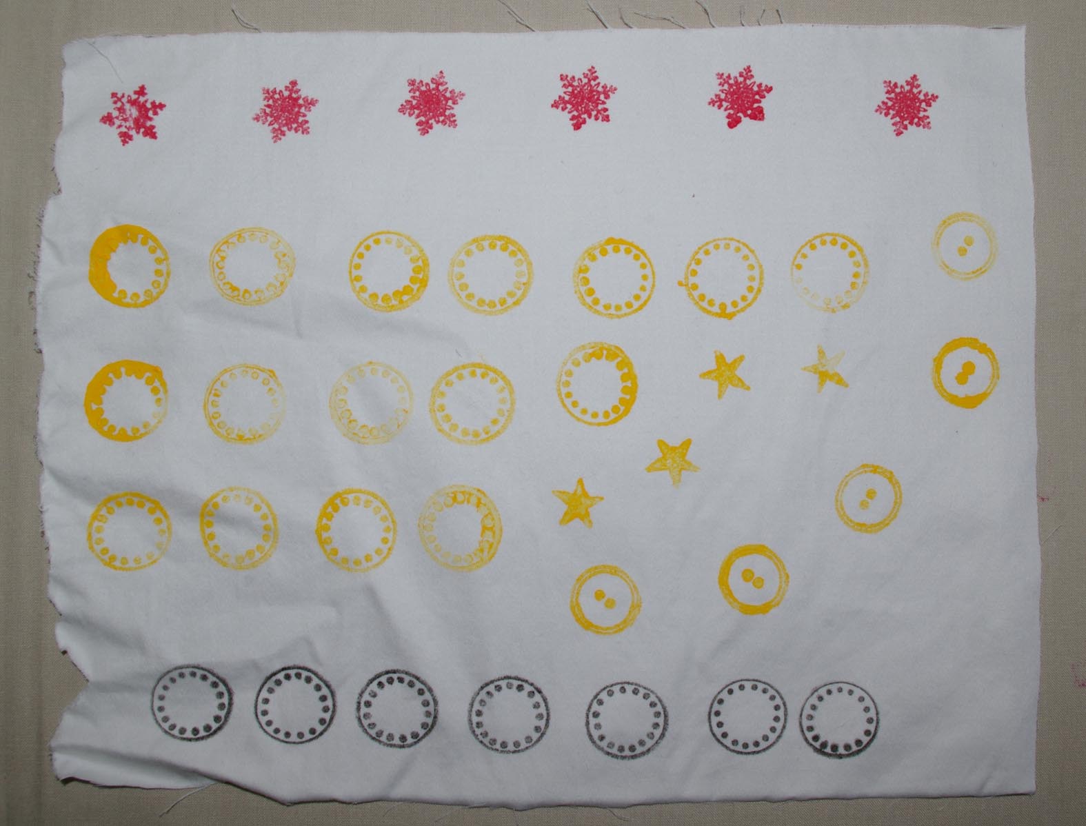 Colette Moscrop hand stamping fabric tutorial