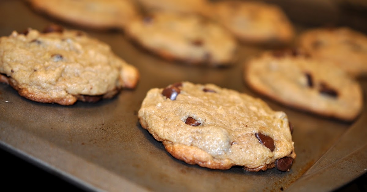 Chronicles of a Foodie Peanut Butter Banana Chocolate Chip Cookies