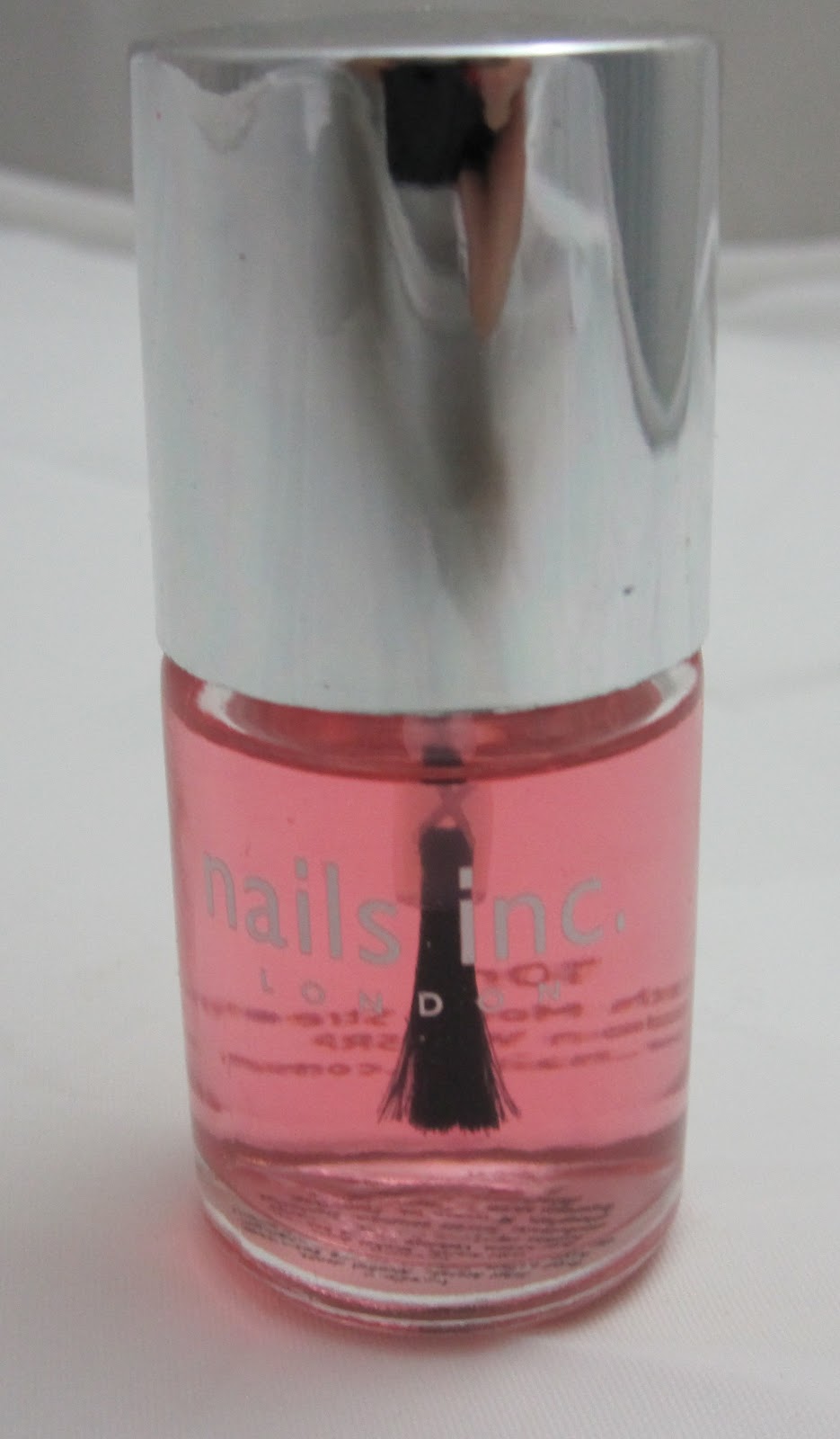 Nails Inc Kensington Caviar 45 Second Top Coat Beauty Geek