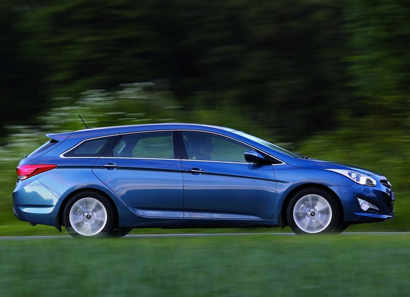 Edrive Magazine Road Test Hyundai I40 Tourer 1 7 Crdi Bluedrive Executive