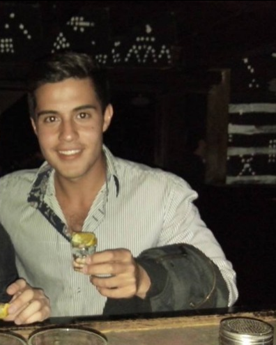 gay 18 in love vids from Malachi puebla gay clandestino