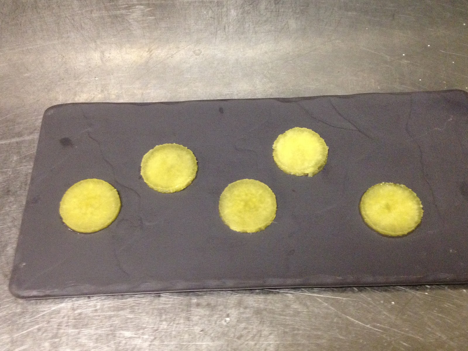 gastrobuddy Recipe Pickled pineapple core