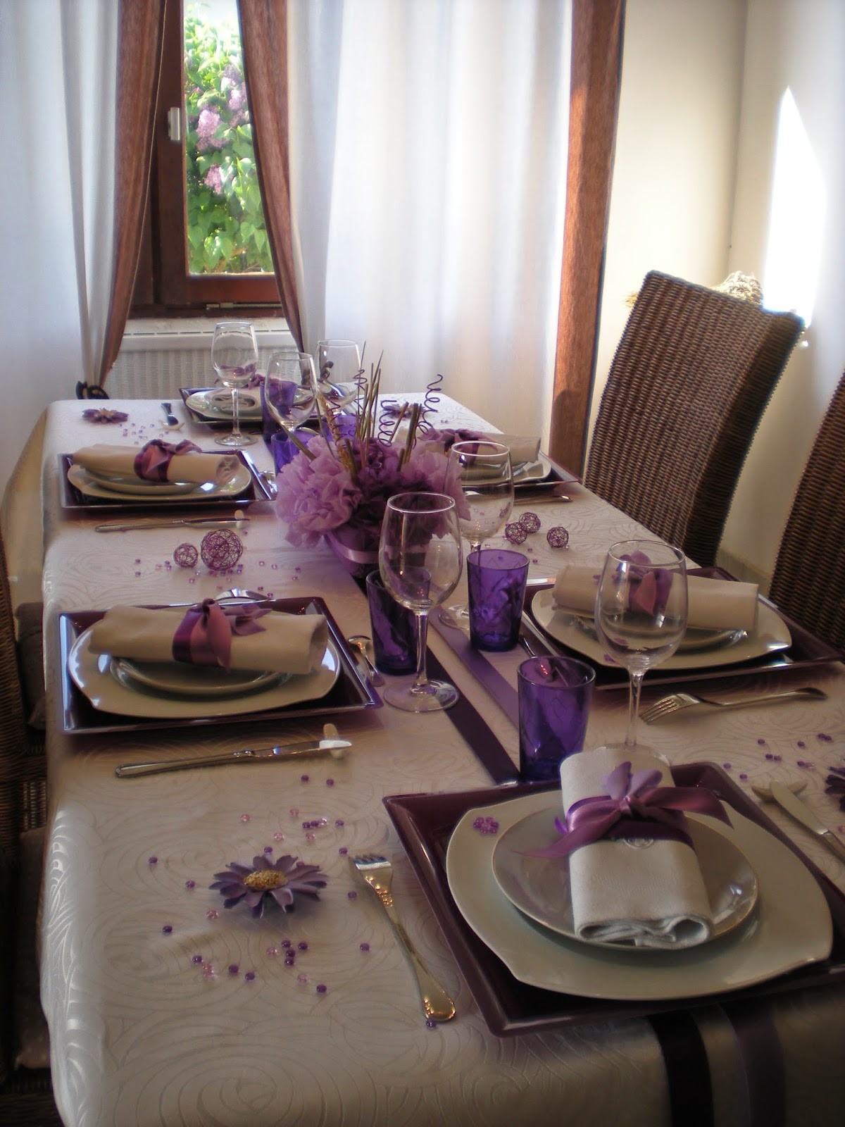 Déco à thèmes Une déco de table aux couleurs lilas mauve, violet et