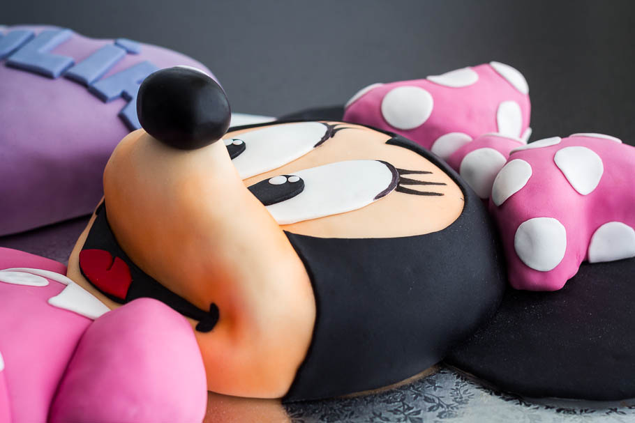Tarta Minnie Mouse de fondant
