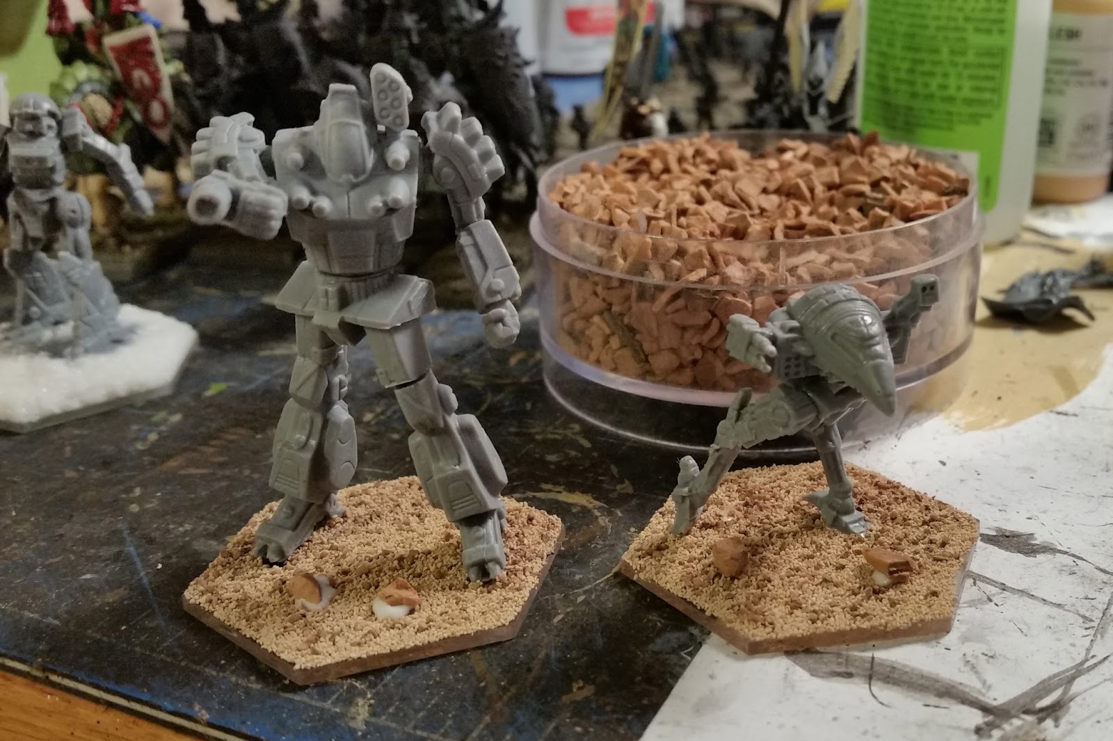 Basing Mechs Made Simple! BattleTech miniature basing with flock, foliage,  sand/gravel and rocks! 
