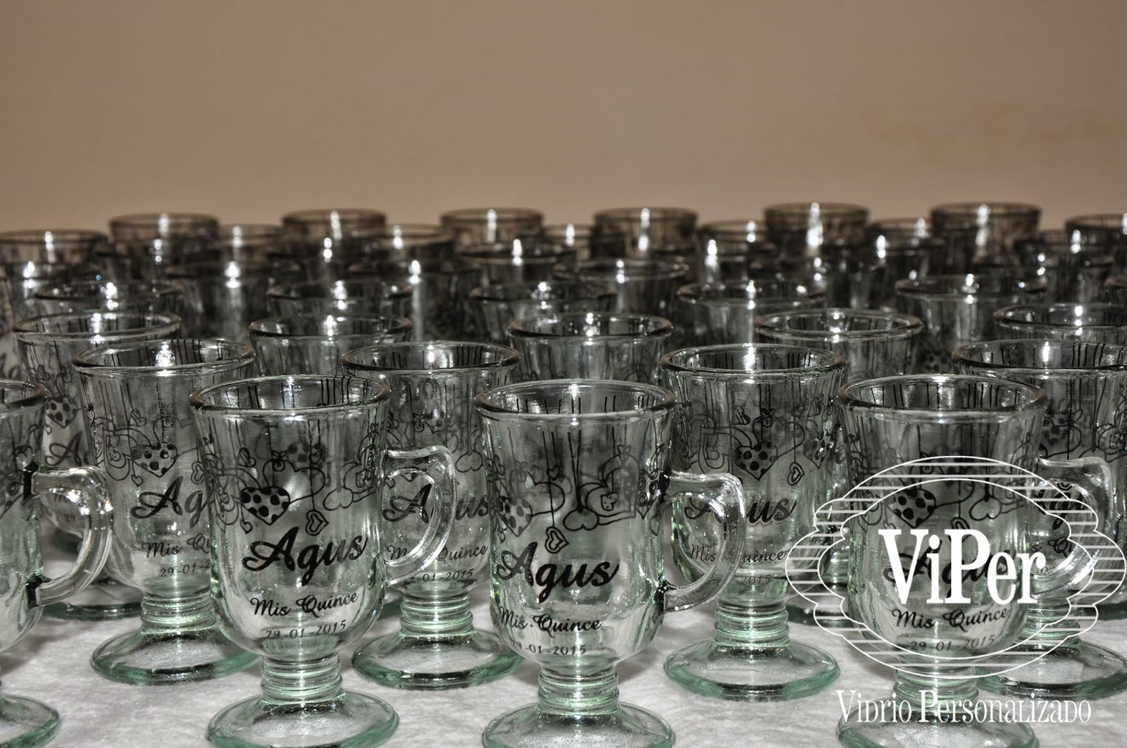 VIDRIO PERSONALIZADO Y DECORADO VASOS ORIGINALES JARRITOS DE VIDRIO