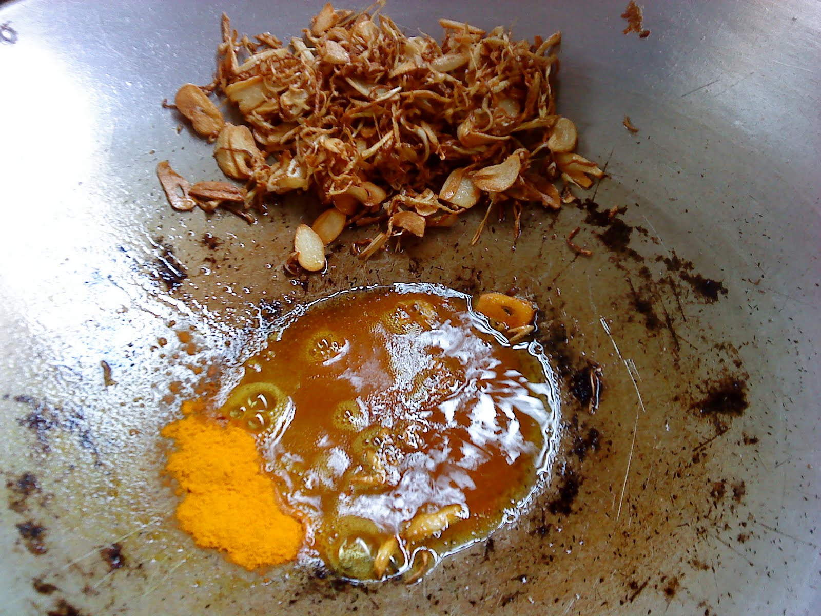 Cooking Pleasure Fried Fish in Turmeric and Vinegar Sauce [Acar Fish]