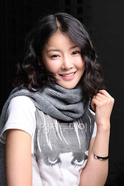 Lee Si Young Lovely: Profile Lee Si Young