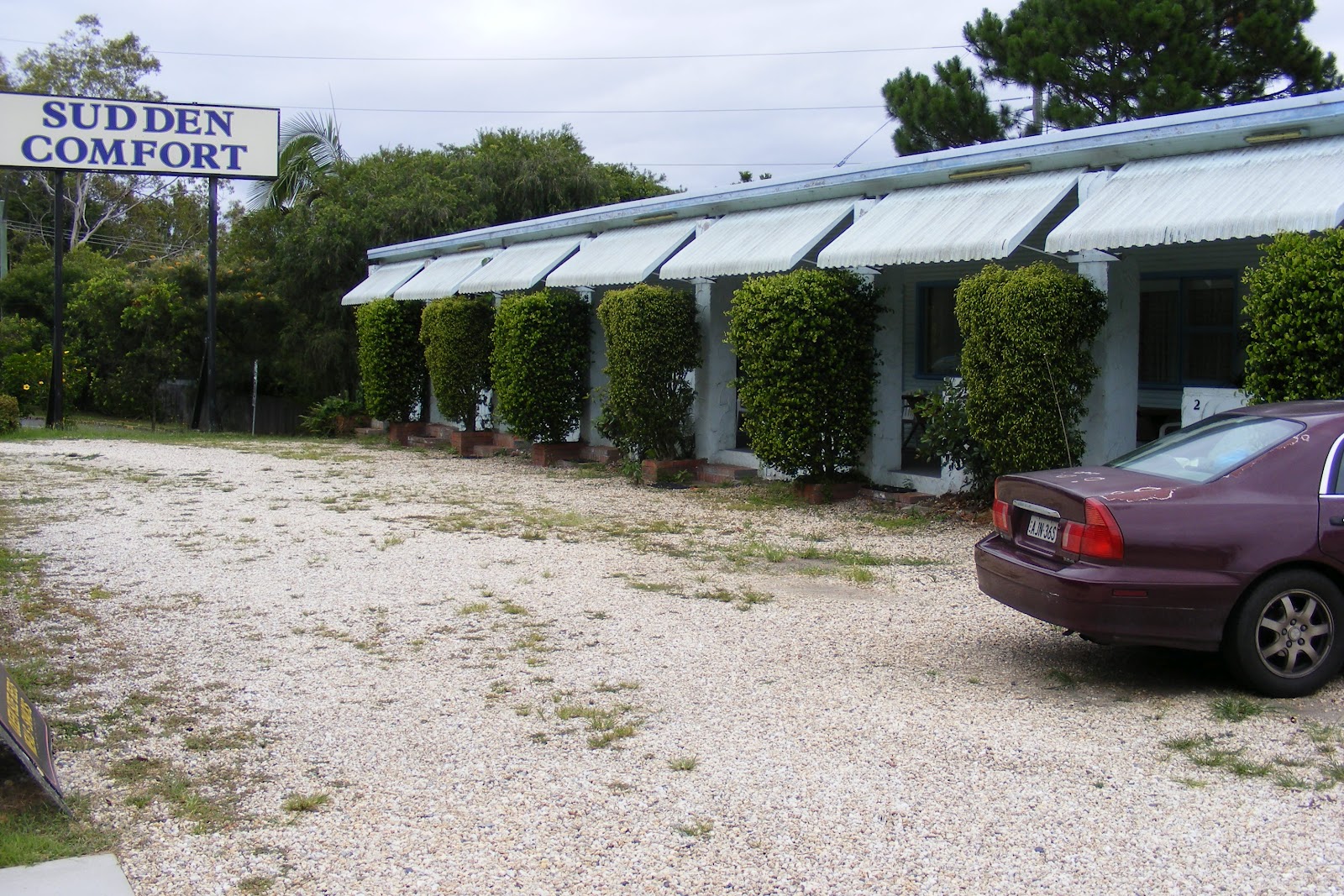 Crap Tourist Attractions Australia S Ugliest Motel Competition