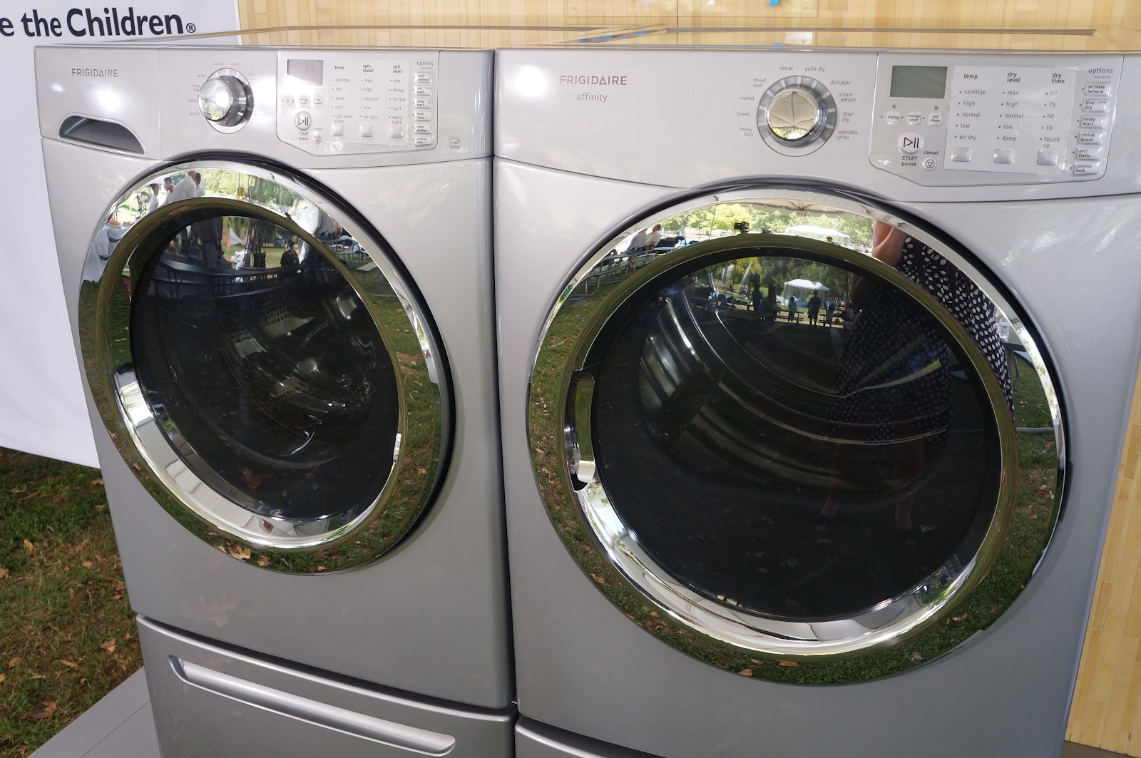 OC Mom Blog Frigidaire Laundry Tips 101