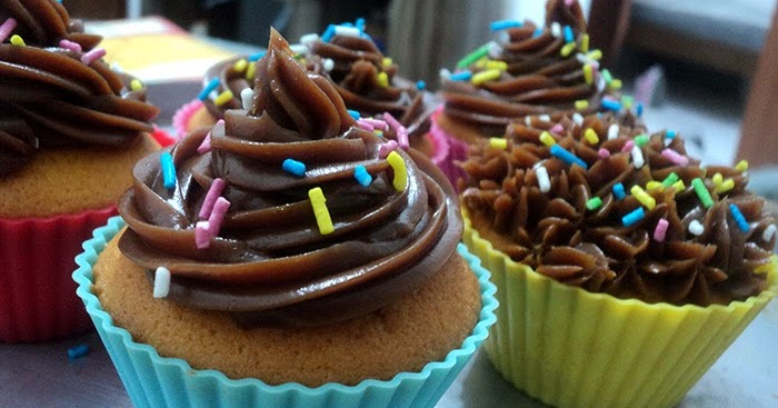 Receita De Cupcake De Chocolate Simples