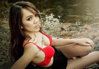 Kumpulan Foto Widya Magdalena dan Kebiasaanya Tiap Hari