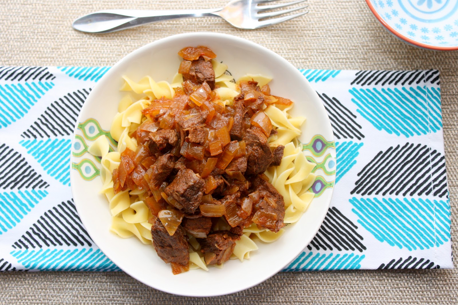 The Bitchin' Kitchin' Slow Cooker Hungarian Goulash