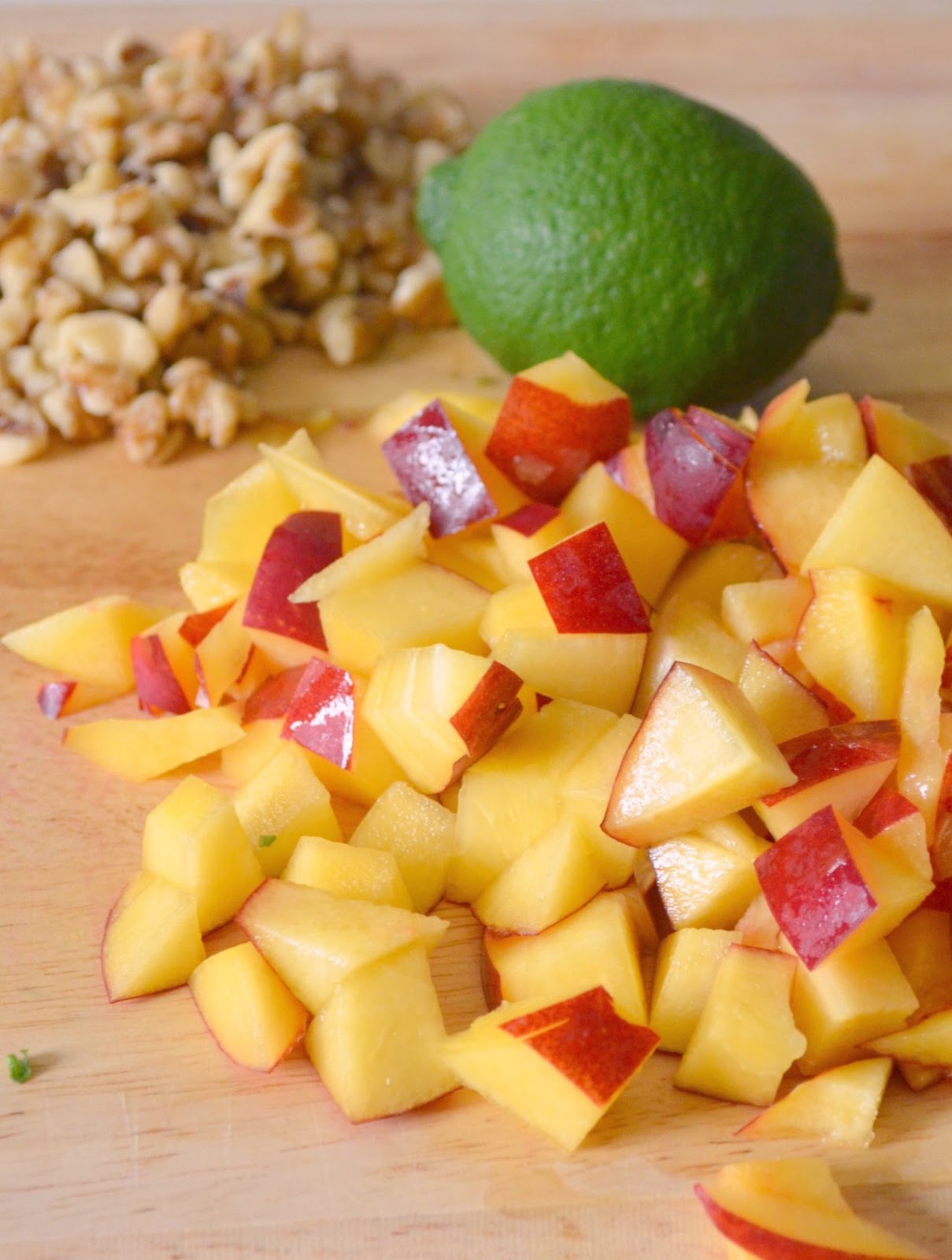 The Inventive Vegetarian Kale and Nectarine Salad