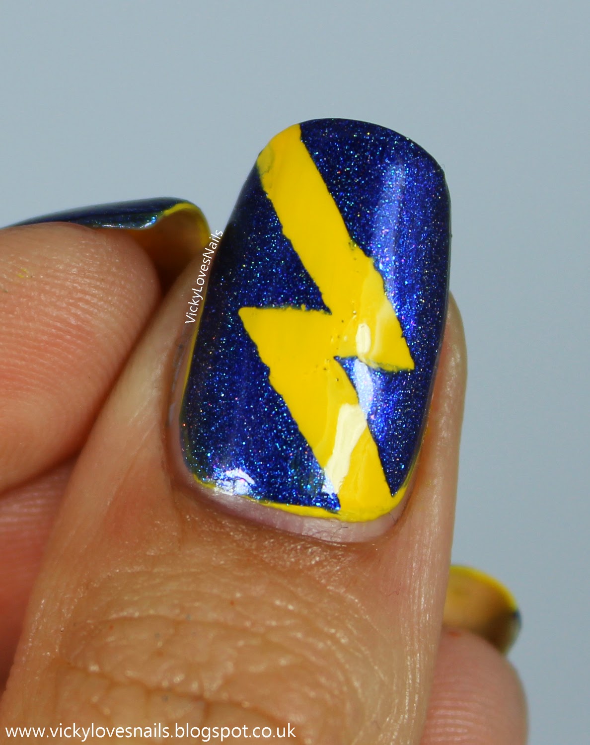 Vicky Loves Nails! Lightning Bolts Using Nail Stickrs