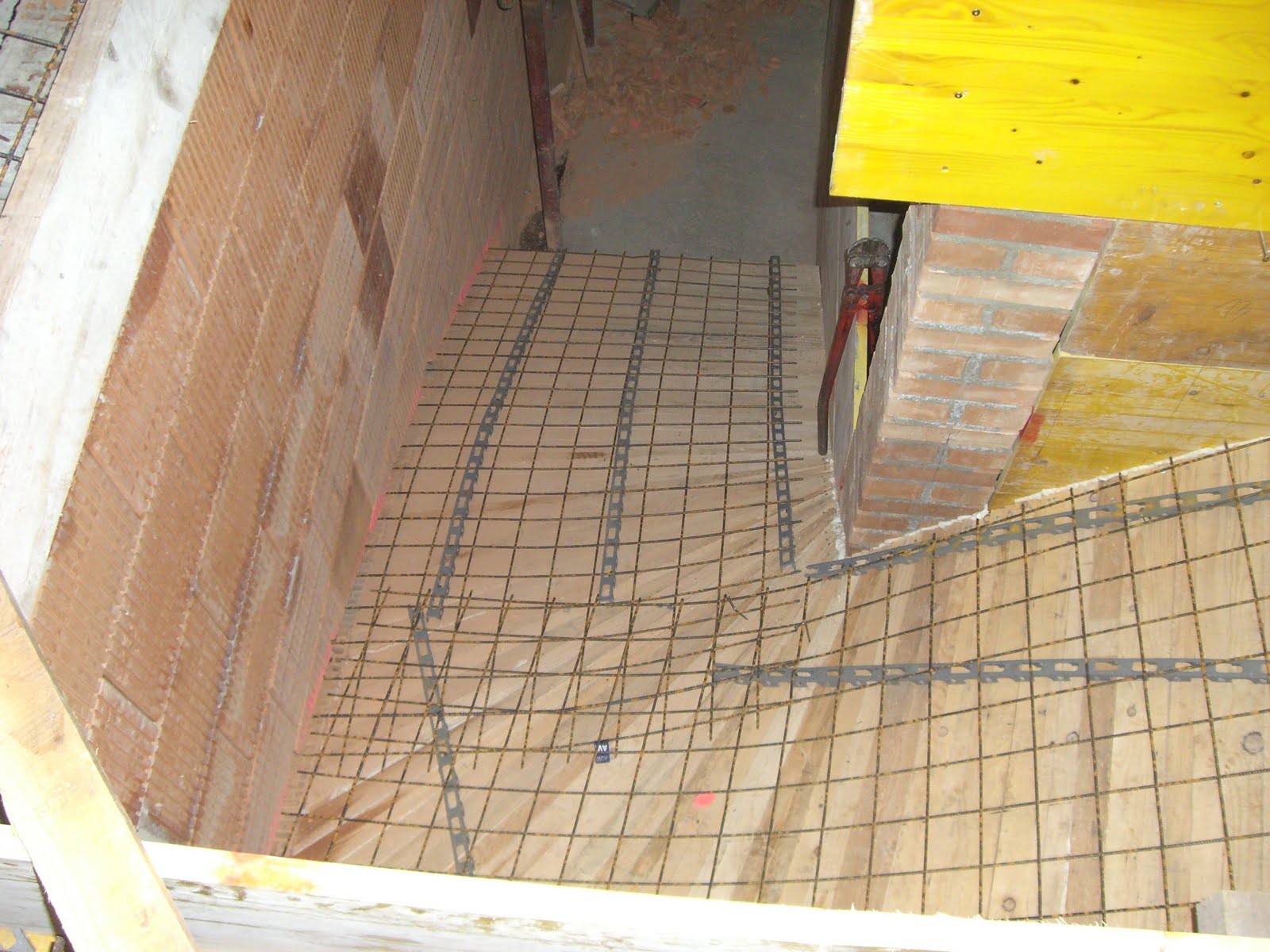 CHS's Blog: Eisen für die Decke