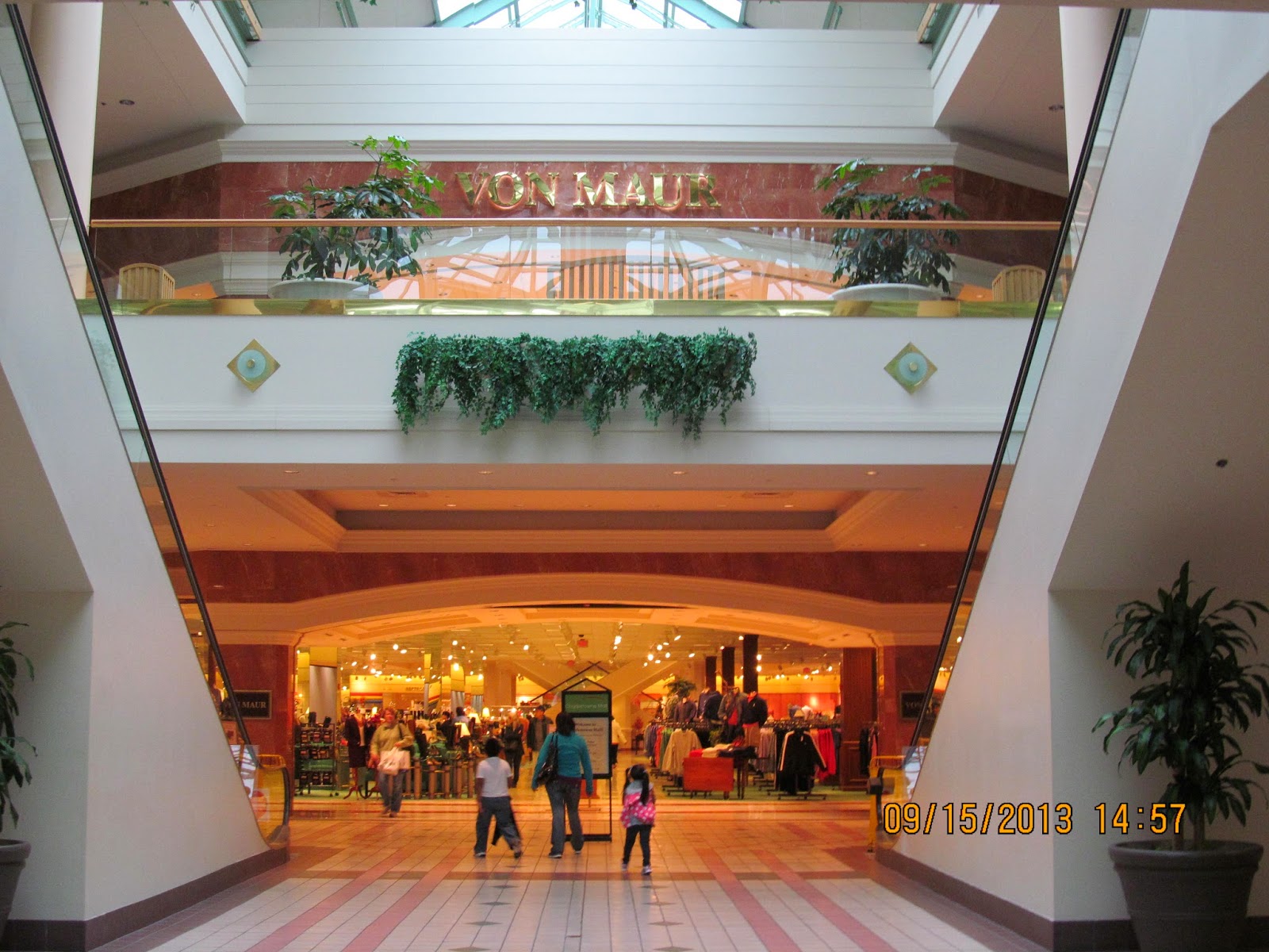 Trip to the Mall Charlestowne Mall (St. Charles, IL)