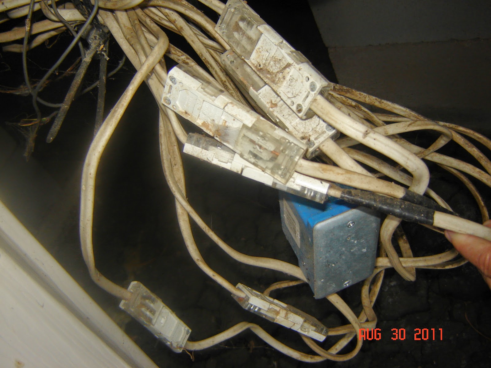 Wiring a mobile home