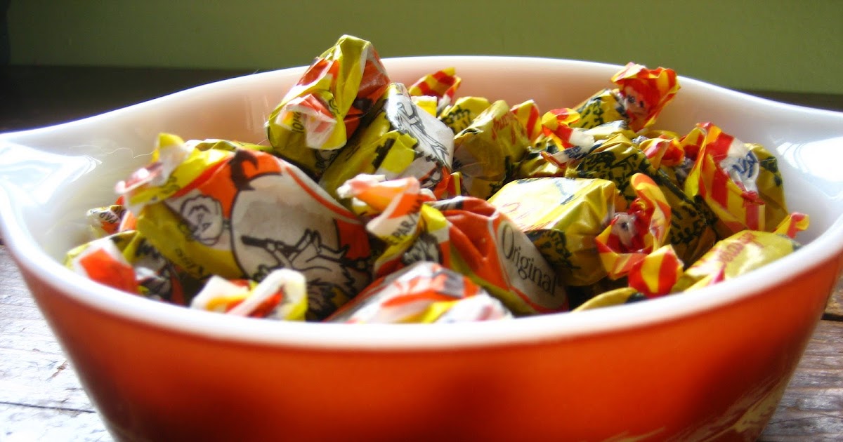 Vonlipi's Favorites Halloween Past....taffy