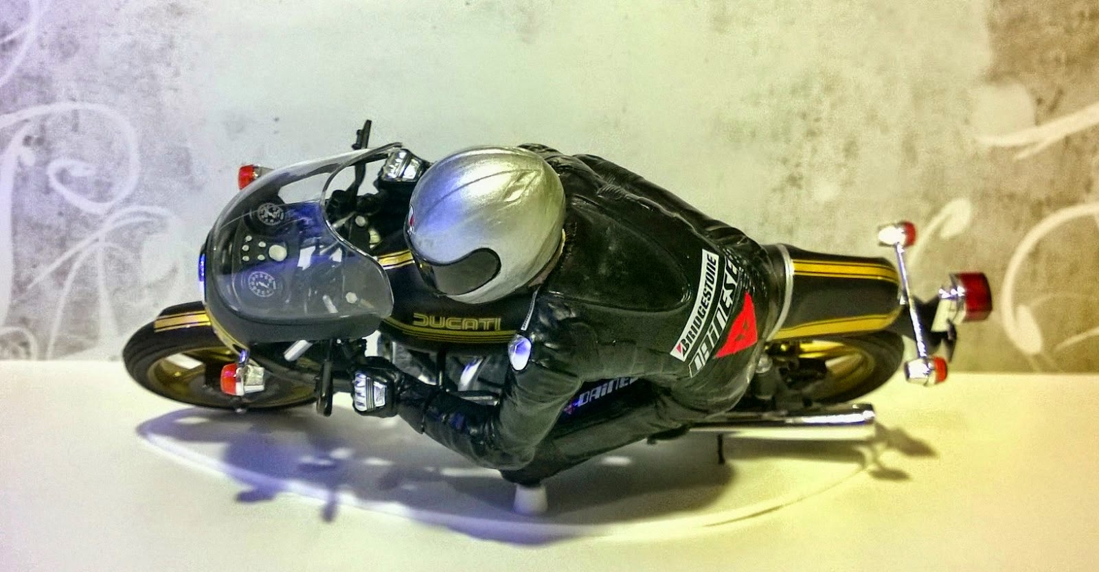 Rider#11&Ducati900ss