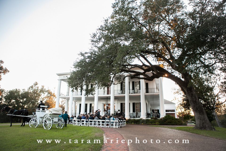Tara Marie Photography Leslie & Patrick Juban's wedding, Dunleith