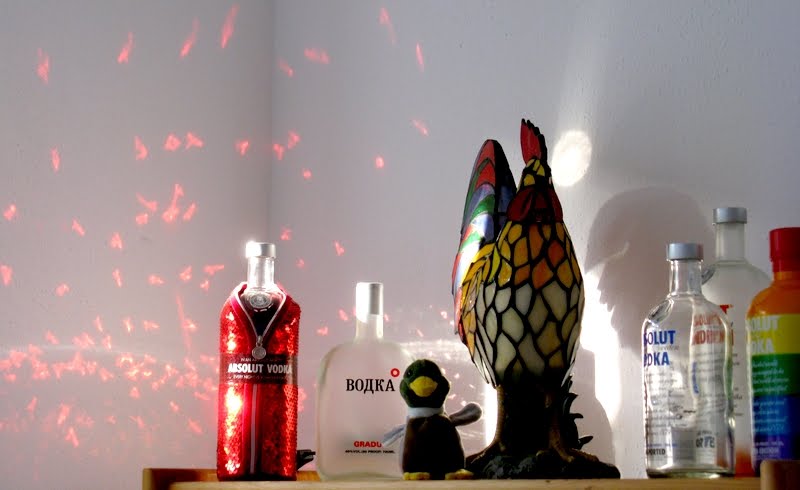 Da Musst Du Durch Kartoffelschnaps Bockwurst Und Ein Leuchtender Hahn