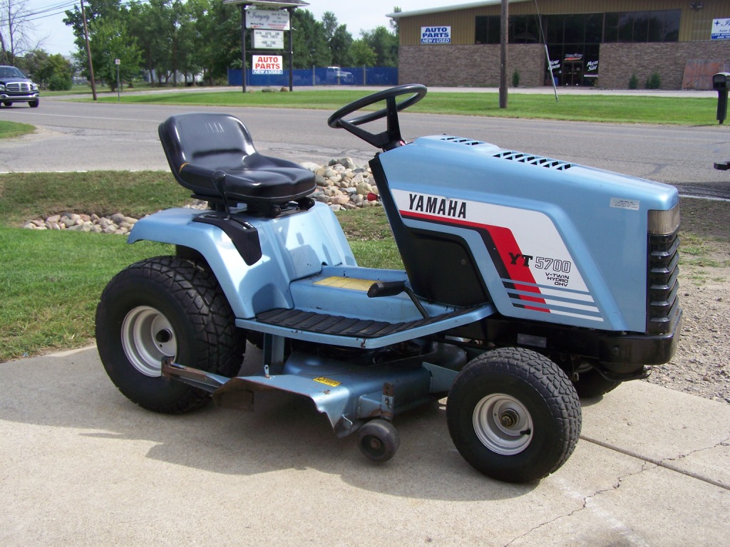 Tractor Belt