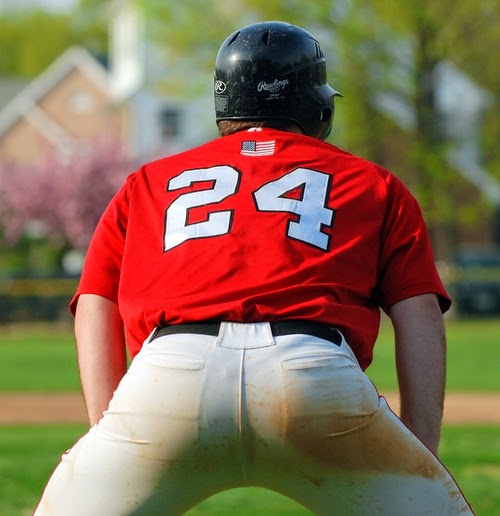 Mechadude2001: Baseball Butts.