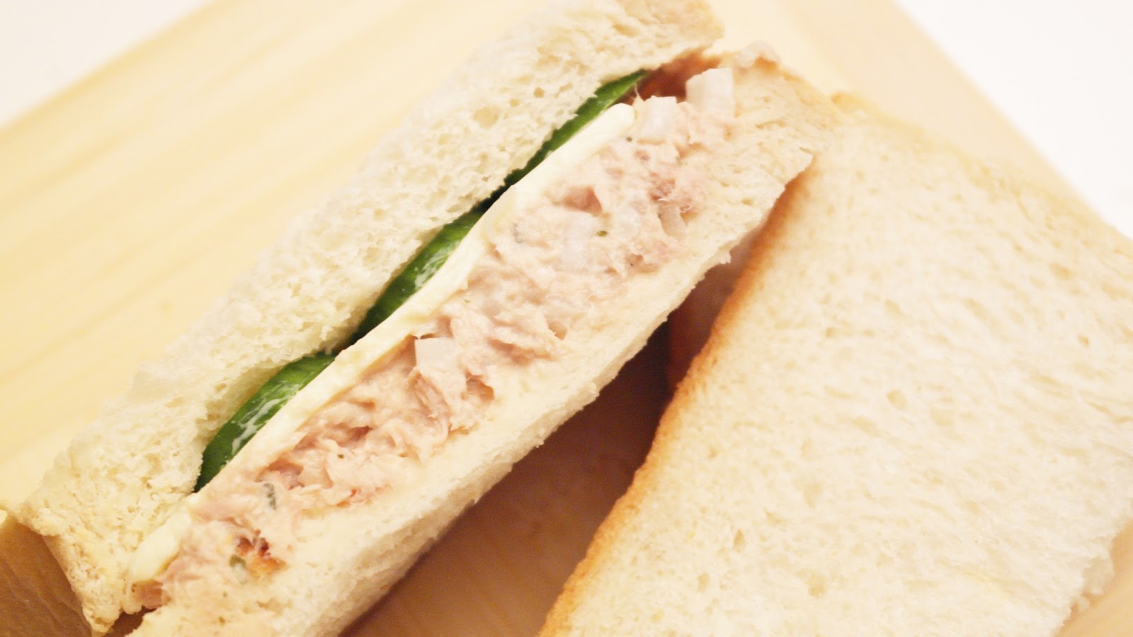 Simple Tuna Sandwich ( easy recipe ) Coco's Simply Cooking