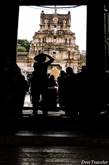 entrance to the hampi temple