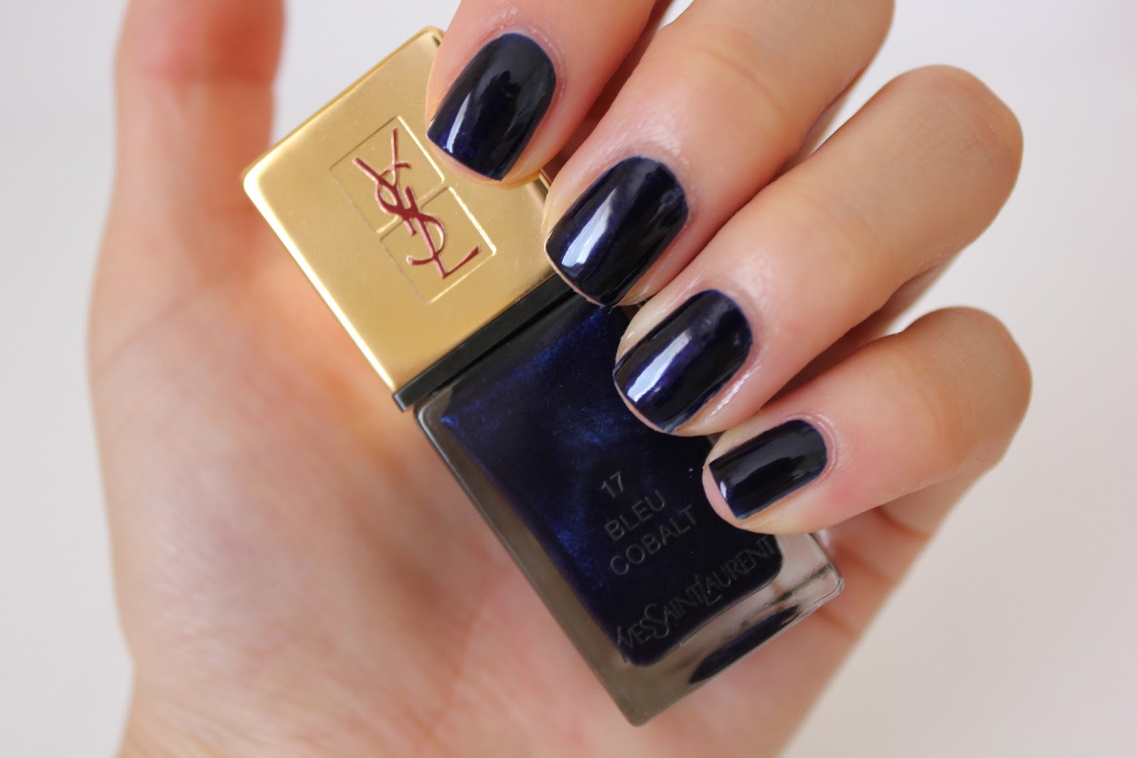 Review YSL Bleu Cobalt Nail Lacquer