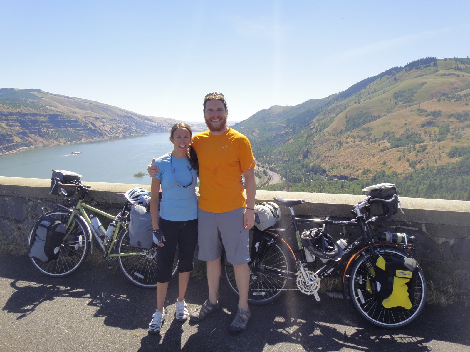Nick and Molly Bicycle The Lewis and Clark Trail