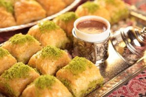 Bayramın Baklavası Güllüoğlu’ndan…