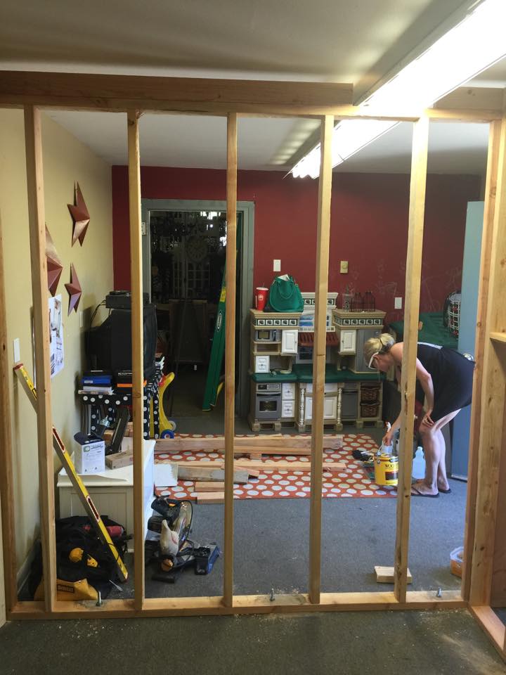 One Thrifty Chick DIY Dressing Rooms { Budget Designs }