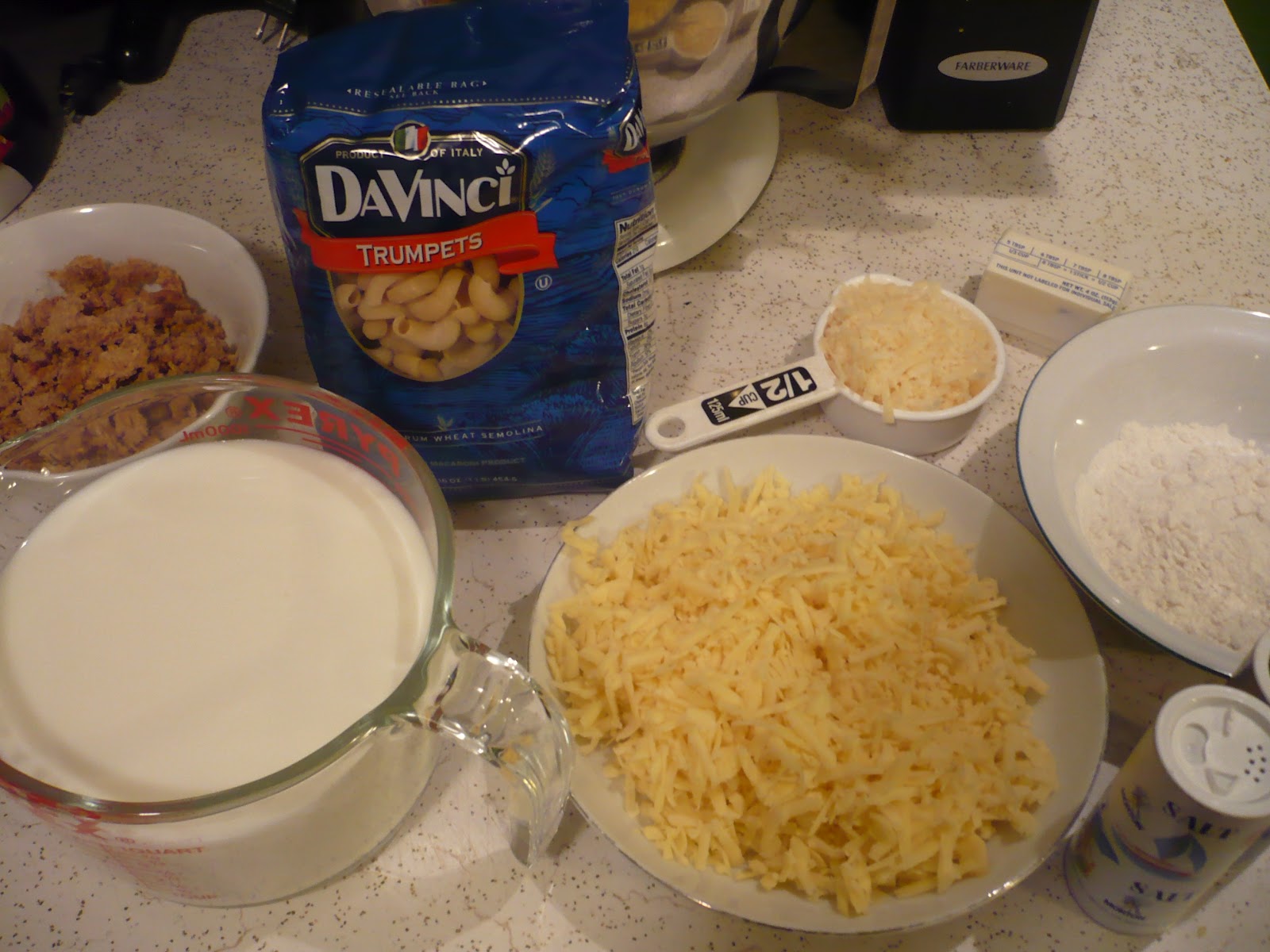 making lemonade smoked gouda 'n fontina mac & cheese