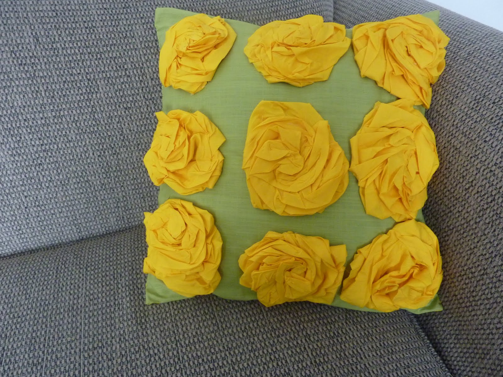 Confessions Of A ProjectOholic The Target Flower Pillow Tutorial
