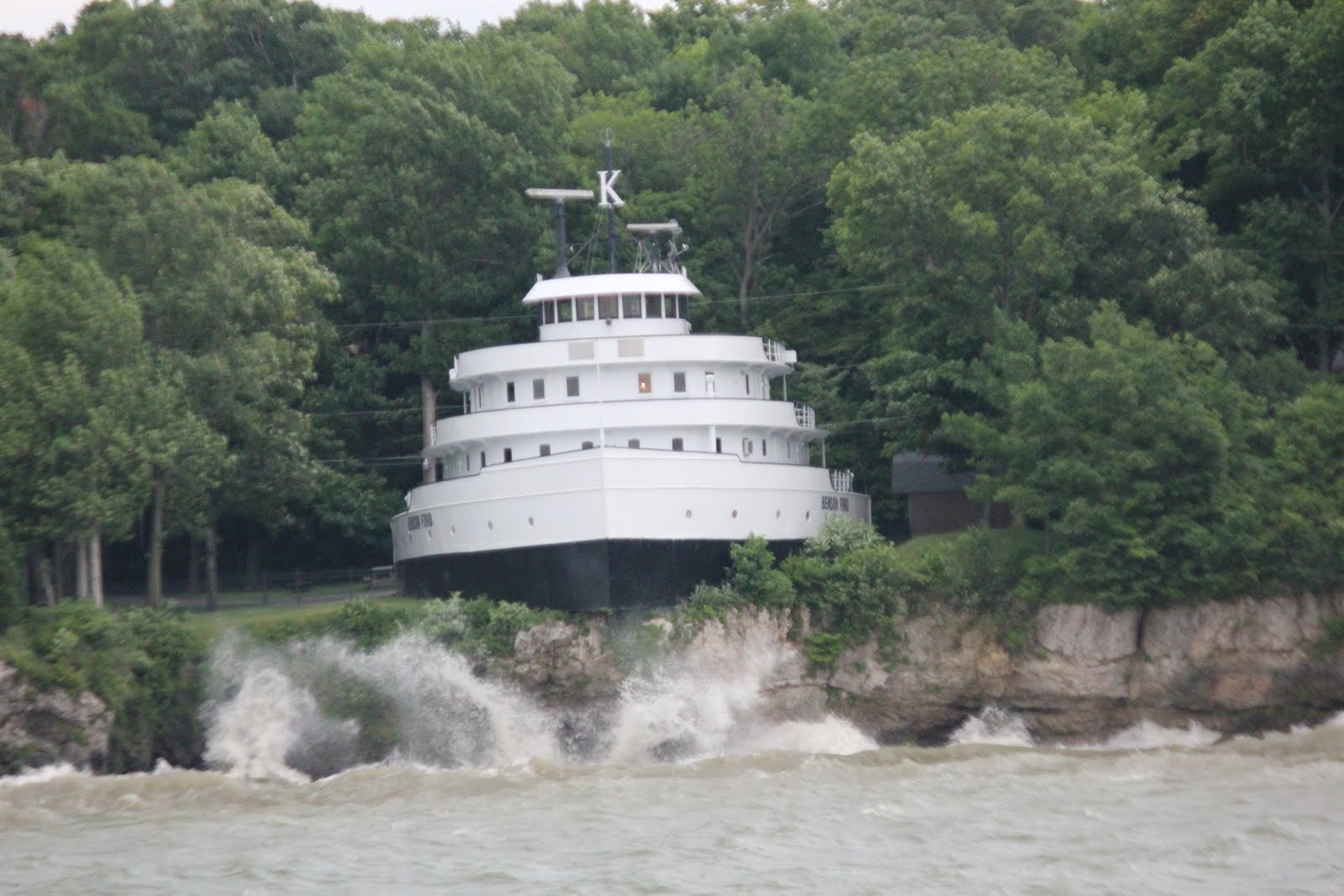 Wise Outdoor Adventures Paddling Middle Bass Island, Lake Erie June 2011