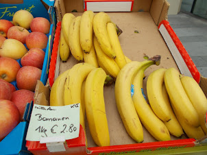 "Bananas" a luxury fruit in Europe and Vienna.