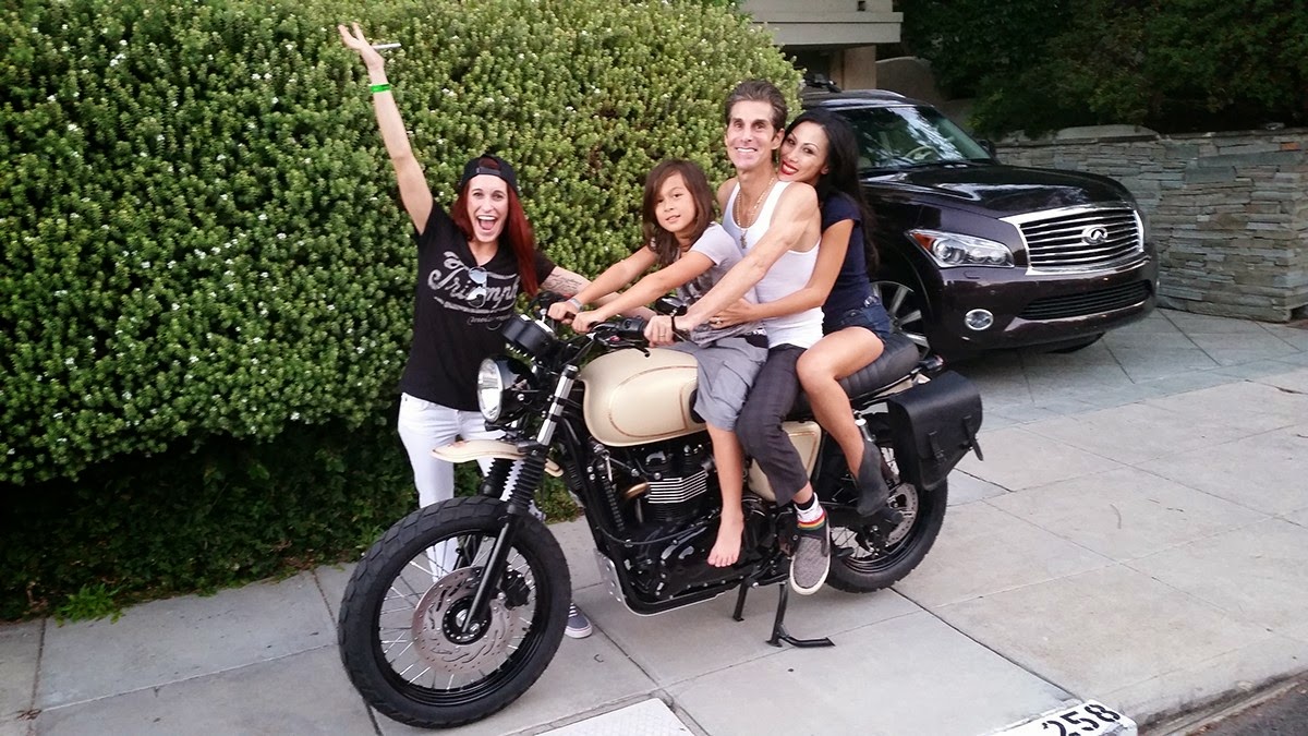 triumph bonneville t100 custom parts