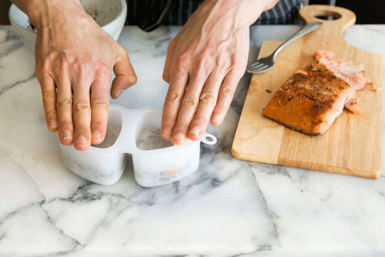 Smoked Salmon Onigiri WILD GREENS & SARDINES