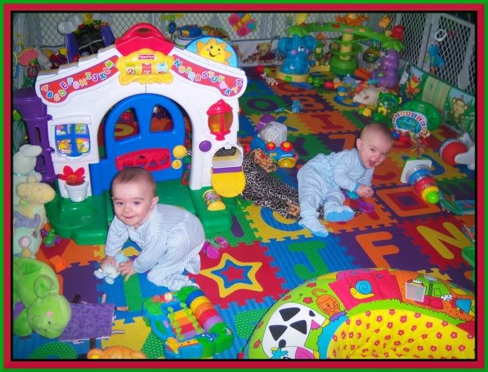 How to you entertain baby and toddler Twins? Homeschool and Light Tables