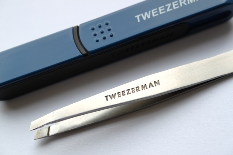 the beauty series uk beauty blog tweezerman petite tweezers and case