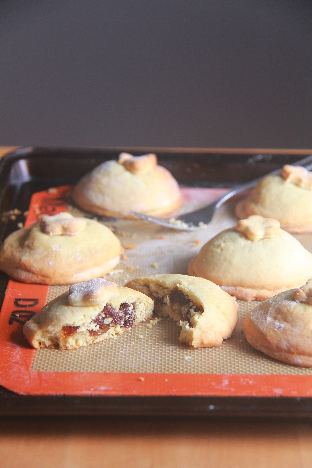 Crumbs and Cookies filled raisin cookies.