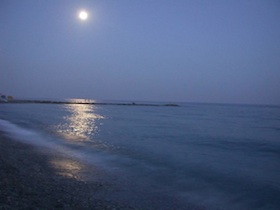 Luna de Junio sobre Almuñécar