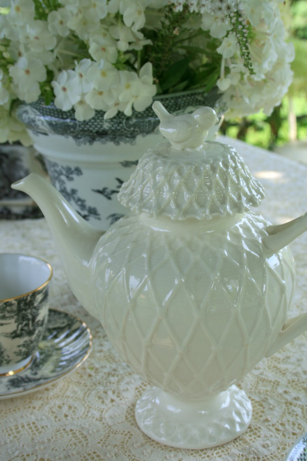 Aiken House & Gardens Black and White Toile