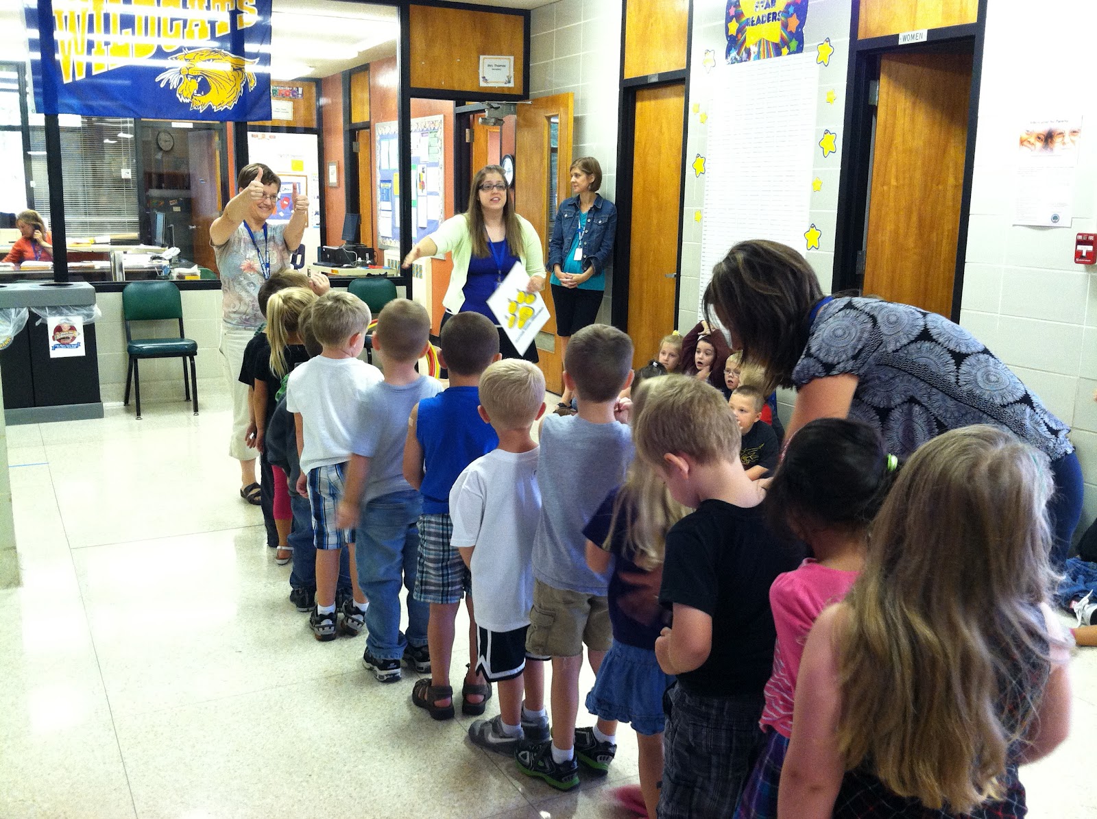 School Counselor Blog: More Hallway Behavior!