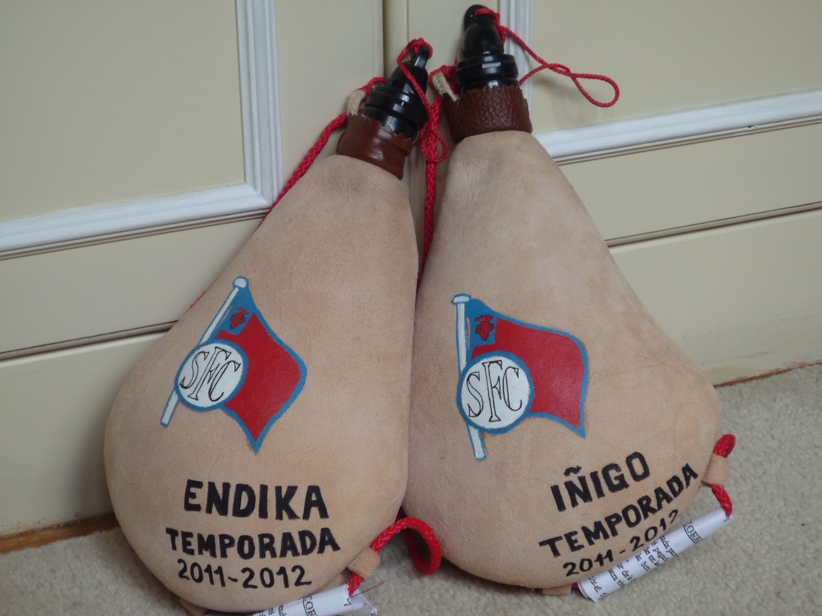 BOTAS DE VINO HADALHONDI Bilbao Escudo Santutxu F.C.